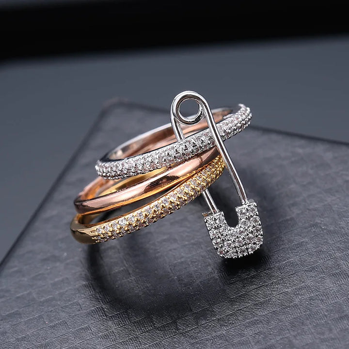 Trichonida ring in snake design