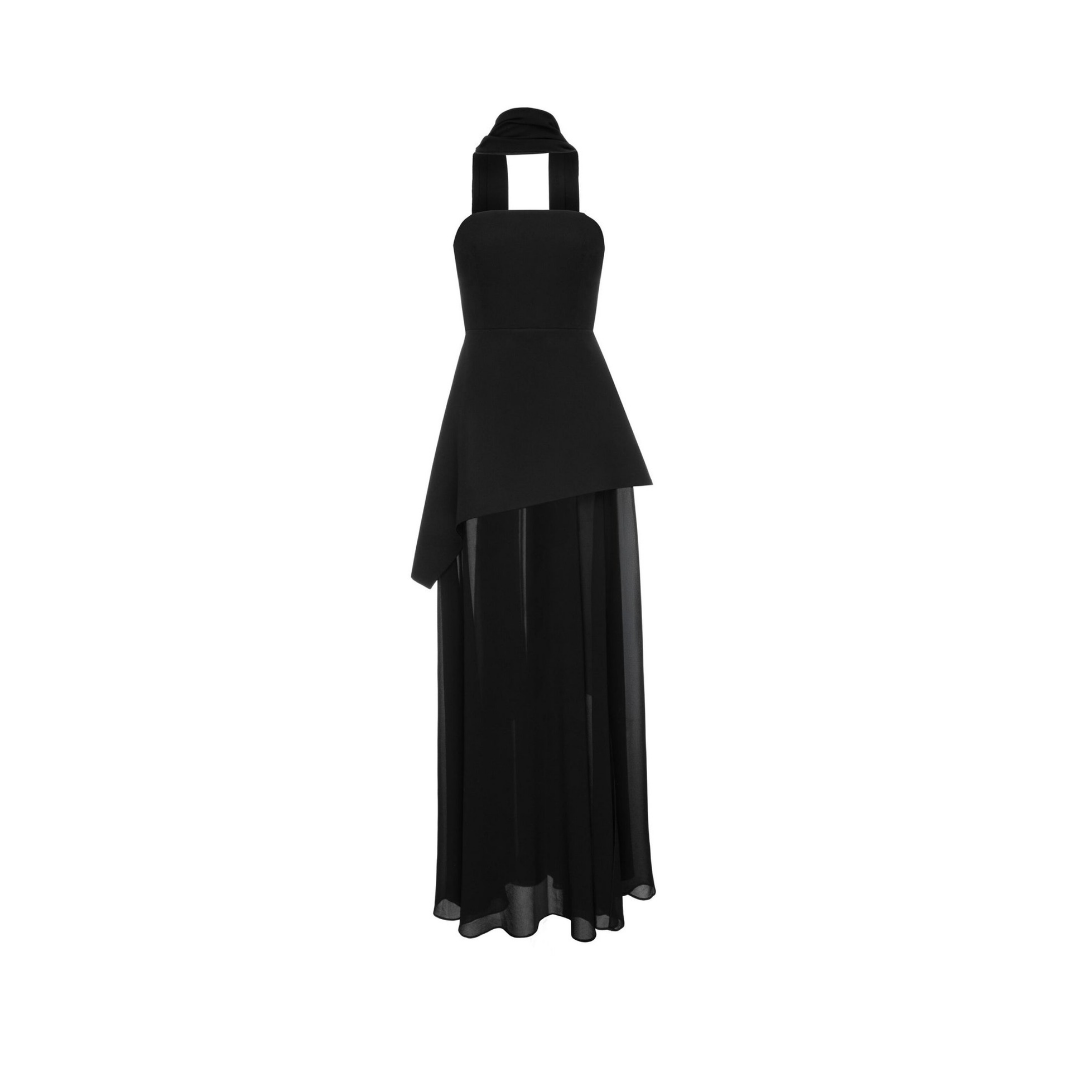 Silken Aura – Halterneck Abendkleid mit fließender Eleganz