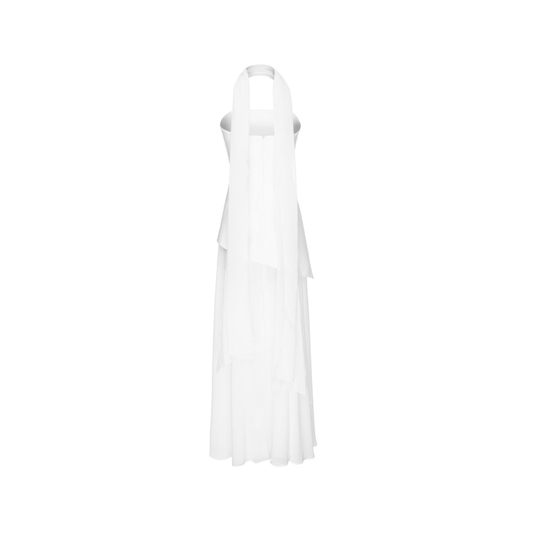 Silken Aura – Halterneck Abendkleid mit fließender Eleganz