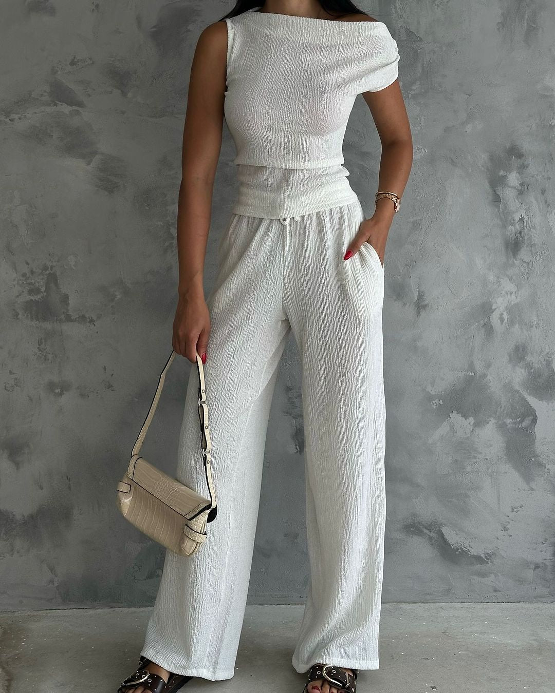 Asymmetry Chic Set