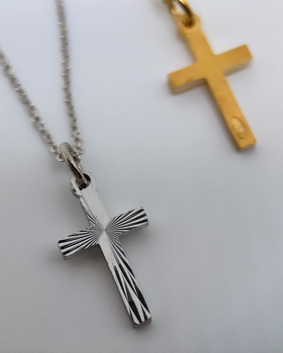 Timeless Cross Necklace 14 Carat Gold Plated