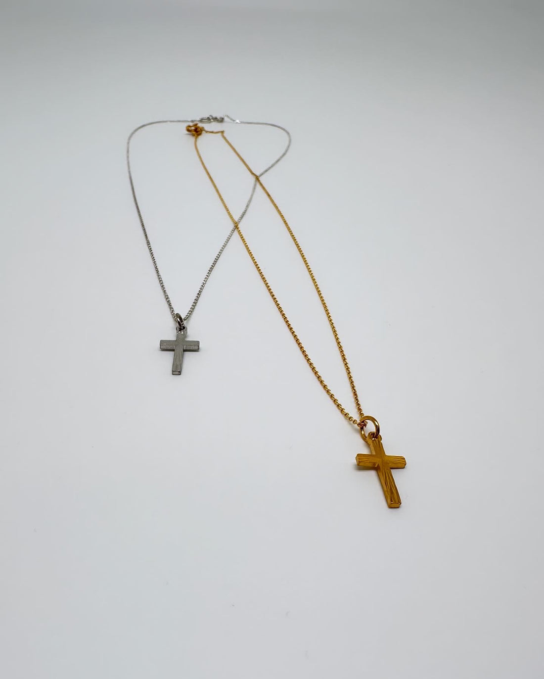 Timeless Cross Necklace 14 Carat Gold Plated