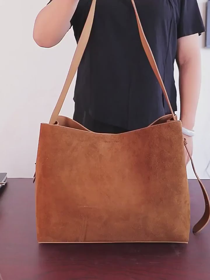 Valencia Umhänge Tasche aus Wildleder