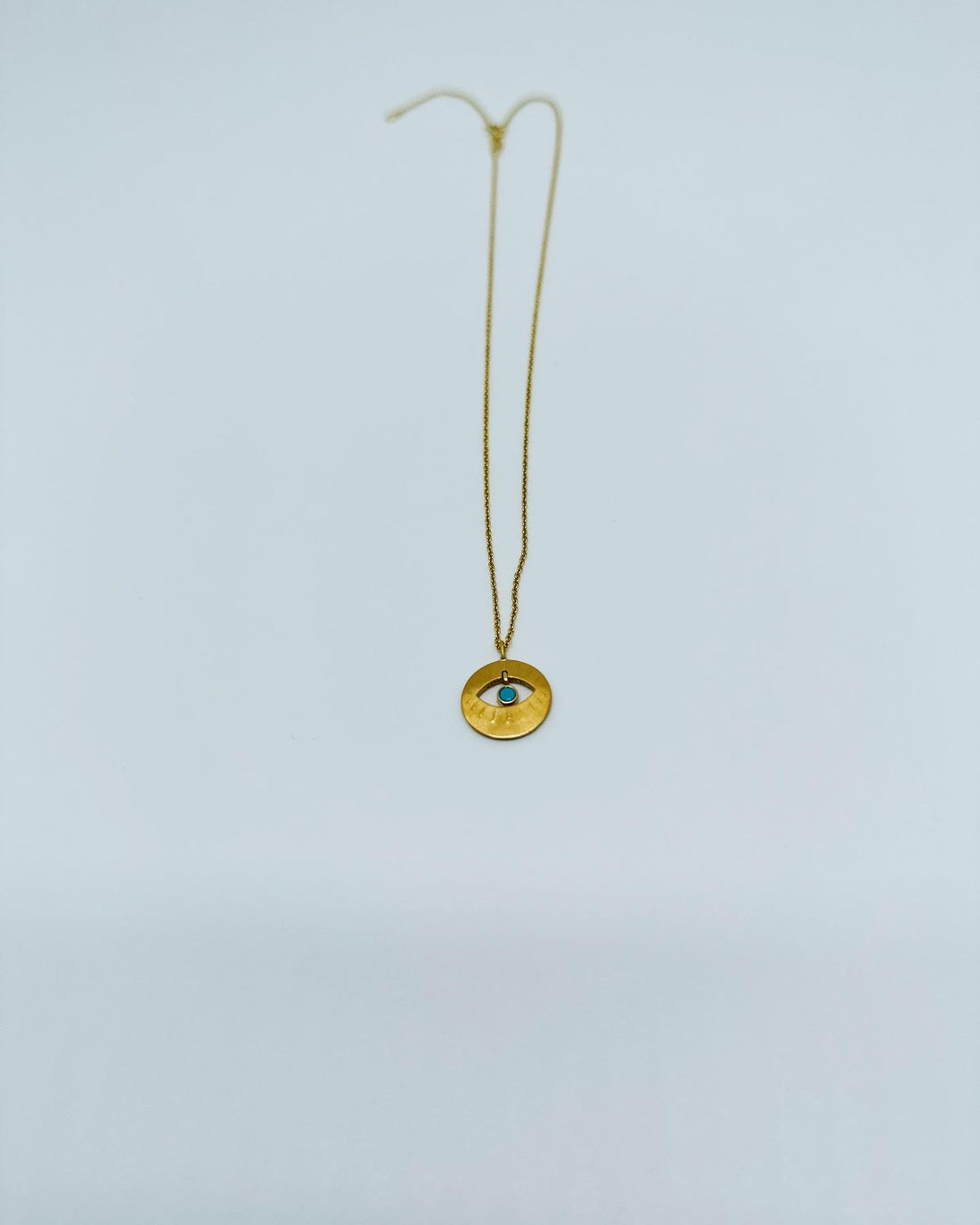 Necklace with pendant 18 carat gold plated