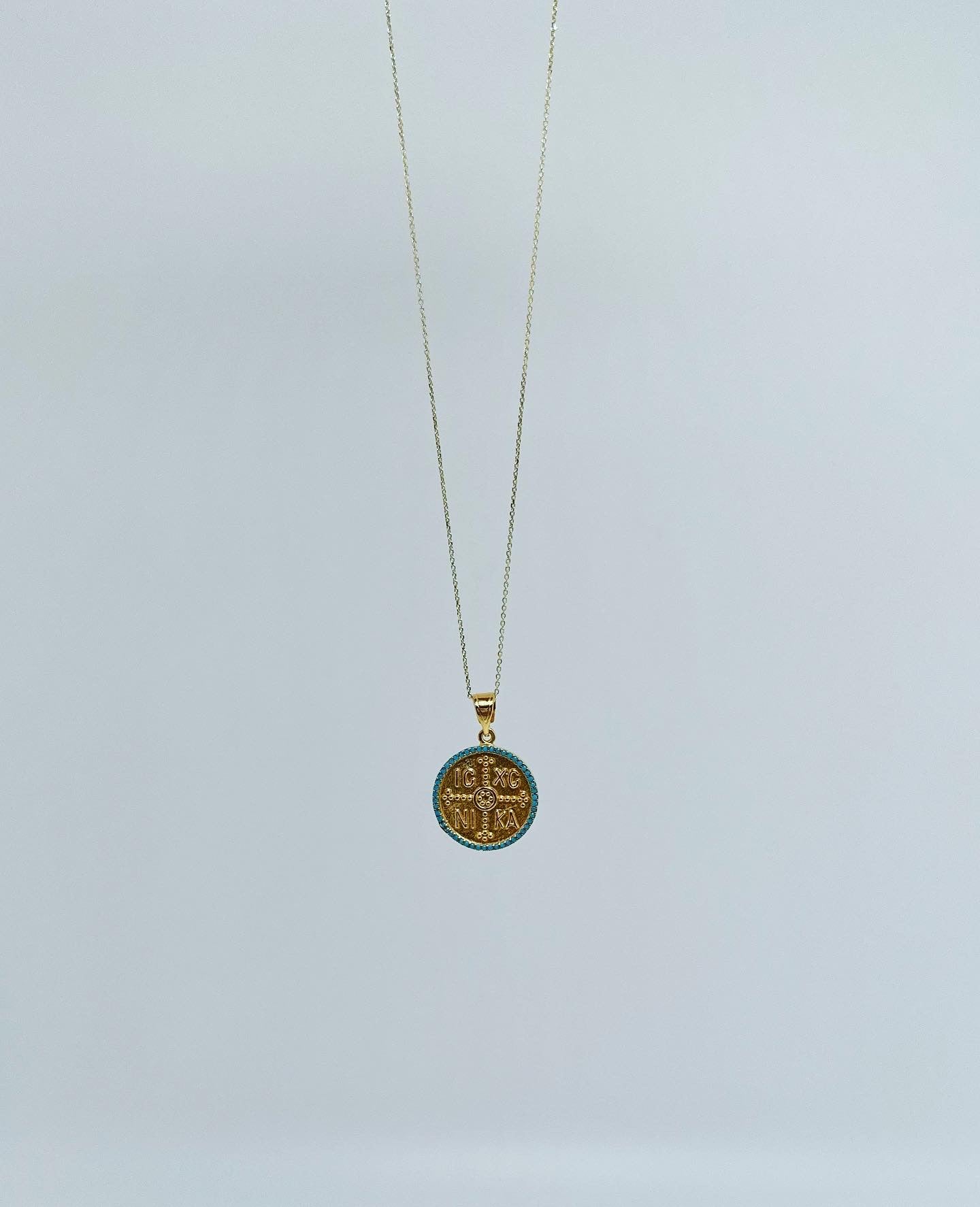 Halskette mit Medaillon 18 Karat vergoldet